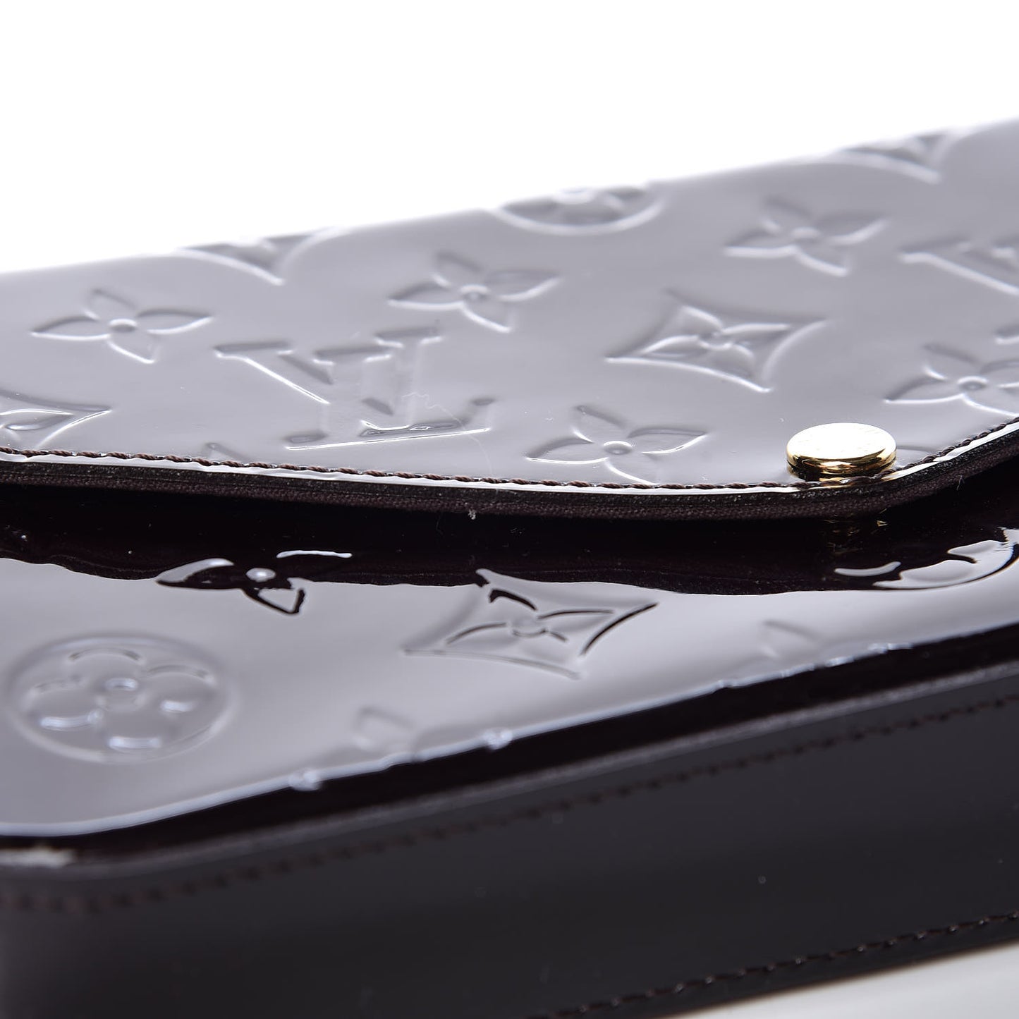 Vernis Pochette Felicie Chain Wallet Amarante