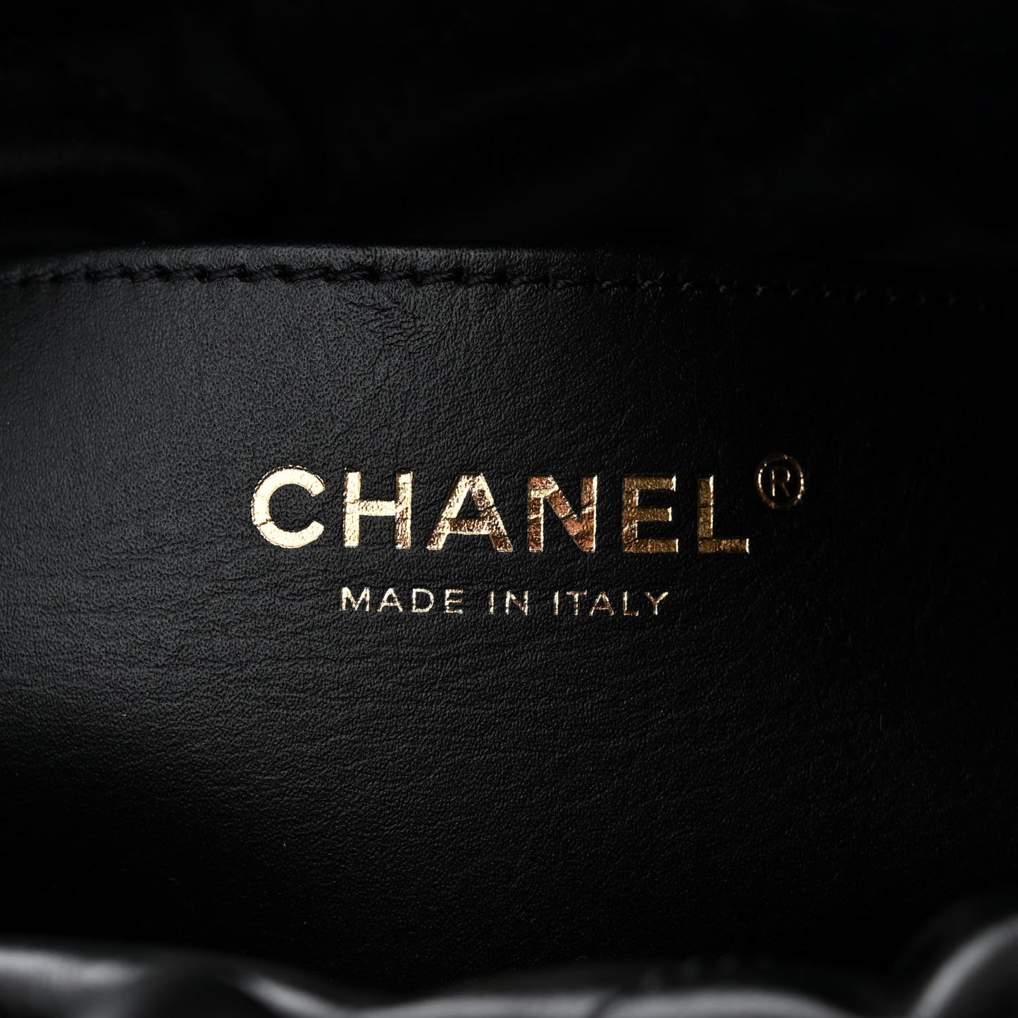 Shiny Calfskin Quilted Mini Chanel 22 Black