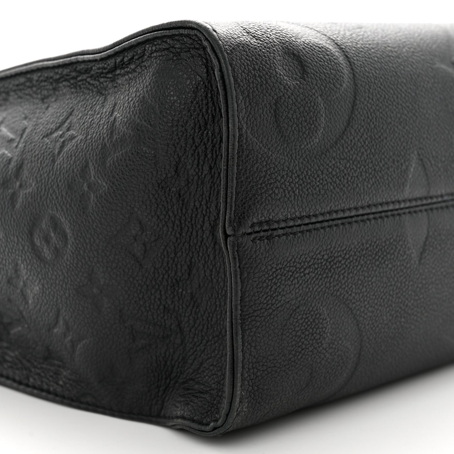Empreinte Monogram Giant Onthego MM Black