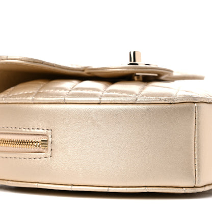 Chanel Metallic Lambskin Quilted CC In Love Heart Bag Gold 8 of 10