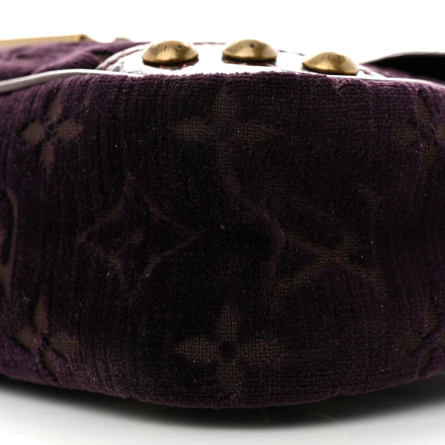 Louis Vuitton Monogram Velours Alligator Irvine 10 of 11