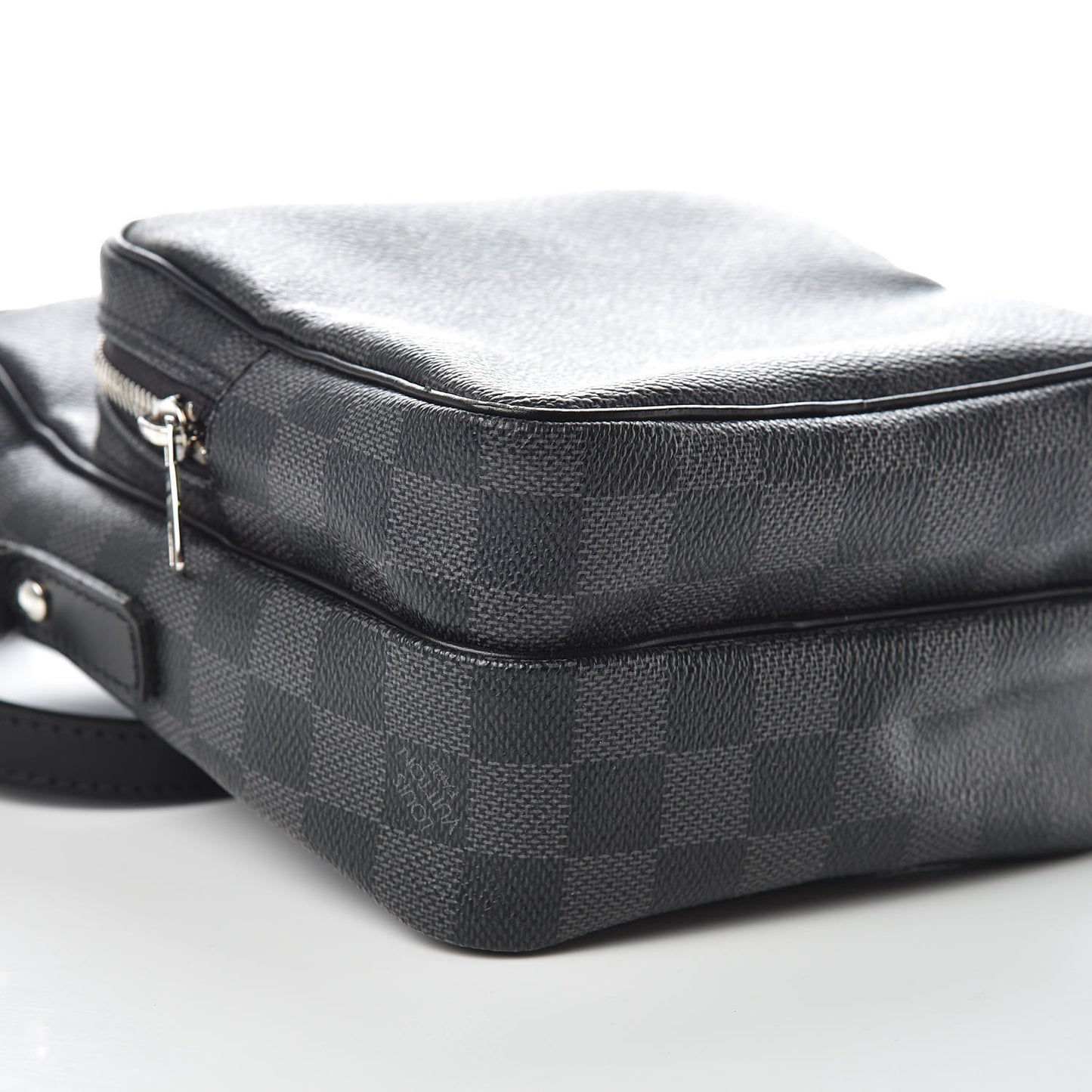 Damier Graphite Rem Bag