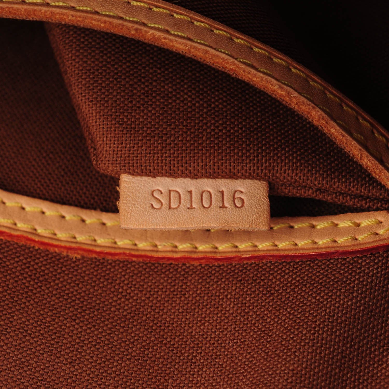 Louis Vuitton Monogram Alma PM 7 of 9
