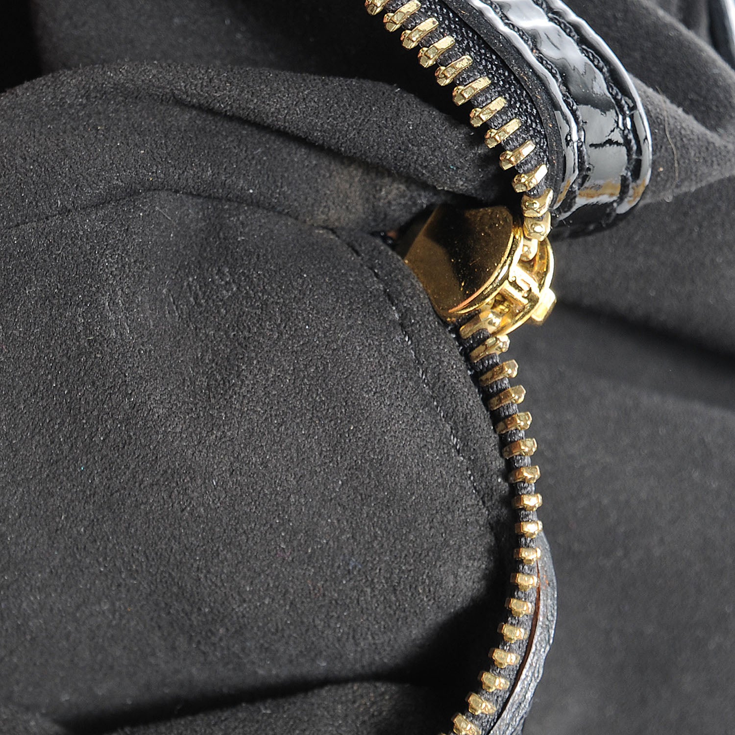 Louis Vuitton Surya Mahina XL Black 7 of 7