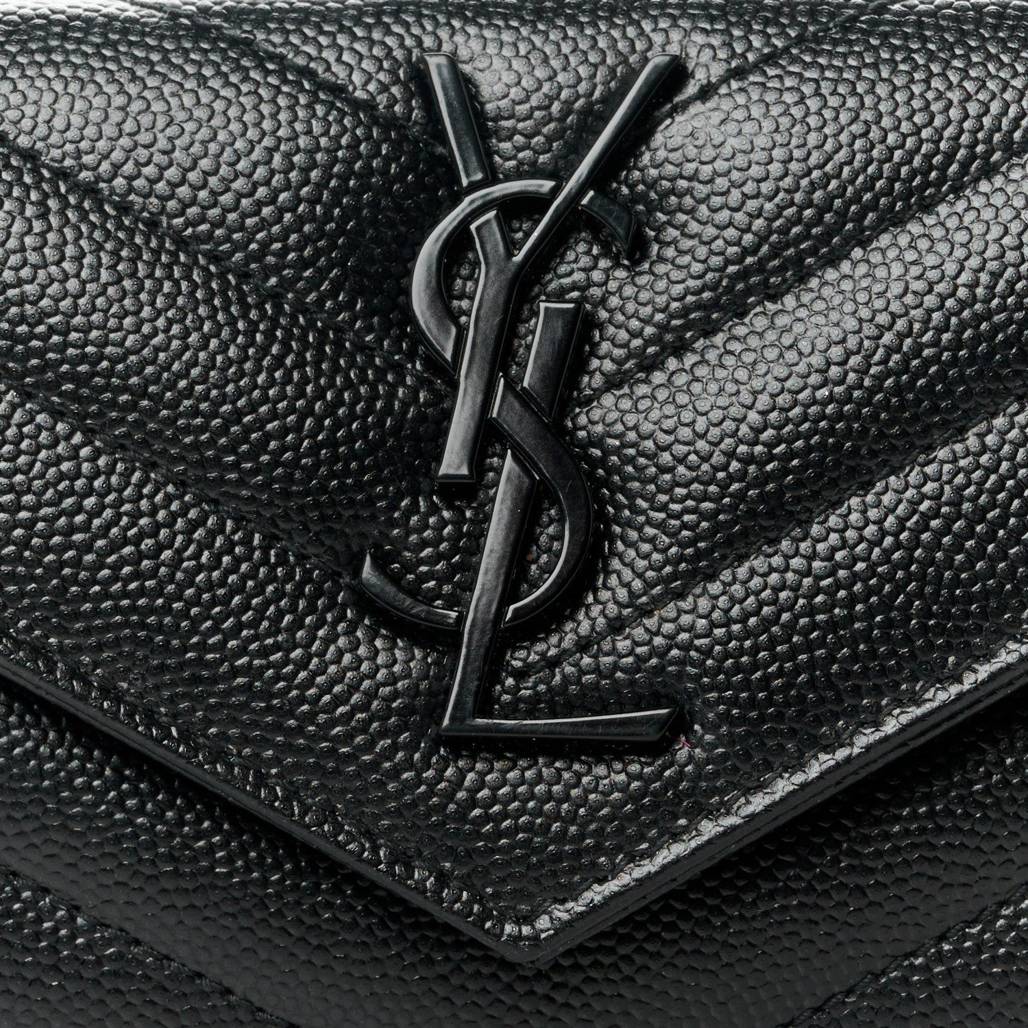 Saint Laurent Grain De Poudre Matelasse Chevron Small Monochrome Monogram Envelope Wallet Black 8 of 9