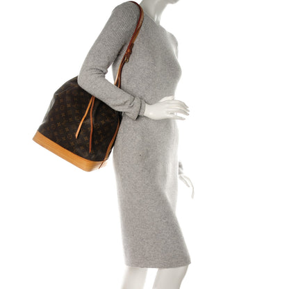Louis Vuitton Monogram Noe 2 of 11