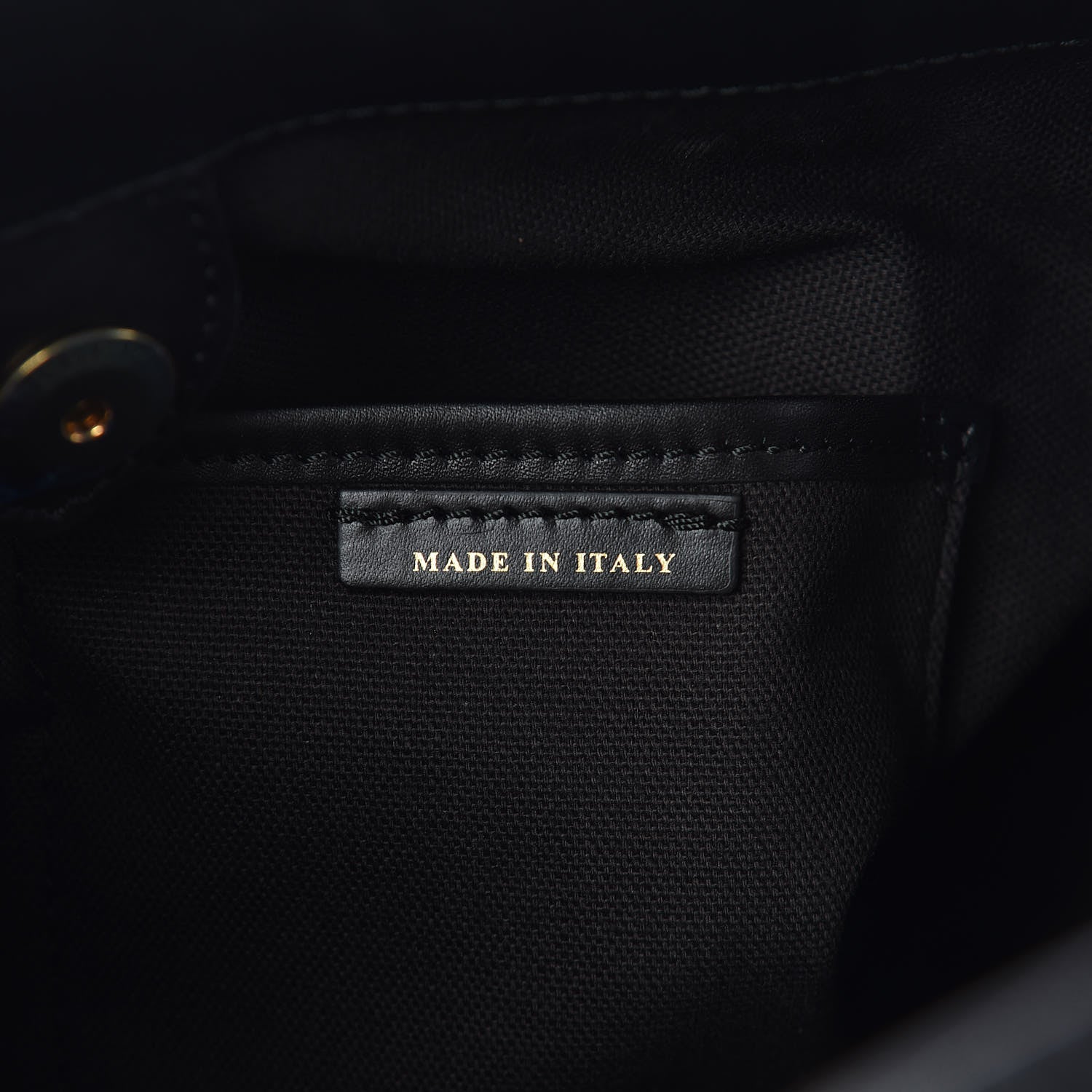 Burberry Smooth Calfskin Riveted Medium Banner Tote Black 10 of 10