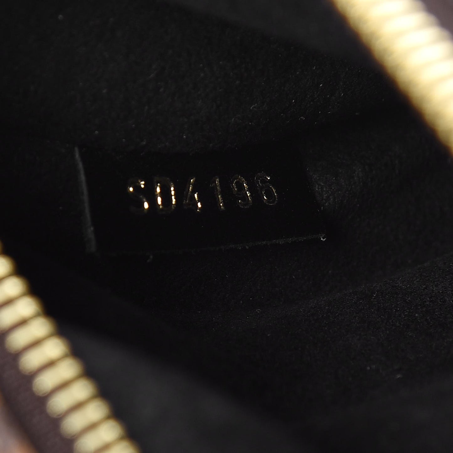 Reverse Monogram Pochette Metis