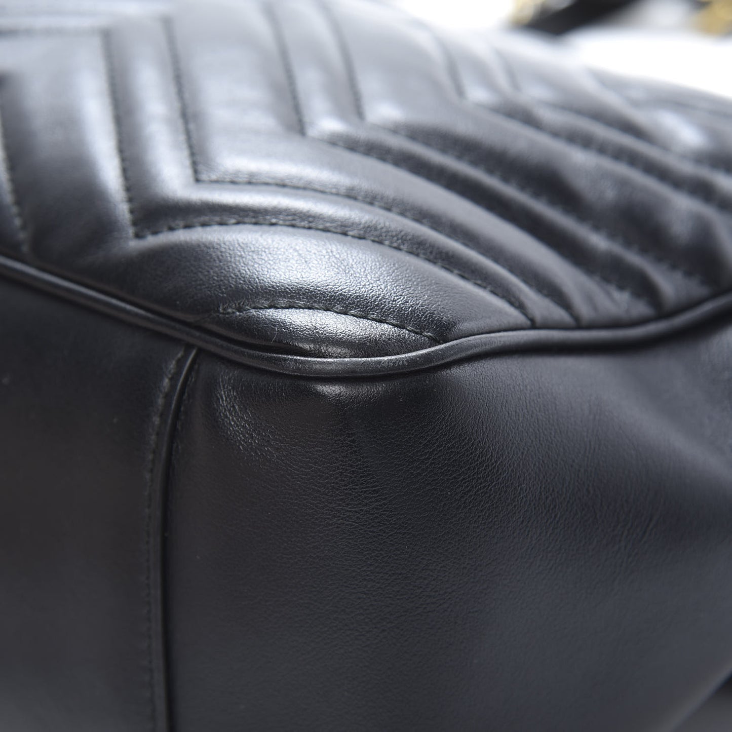 Calfskin Matelasse Large GG Marmont Shoulder Bag Black