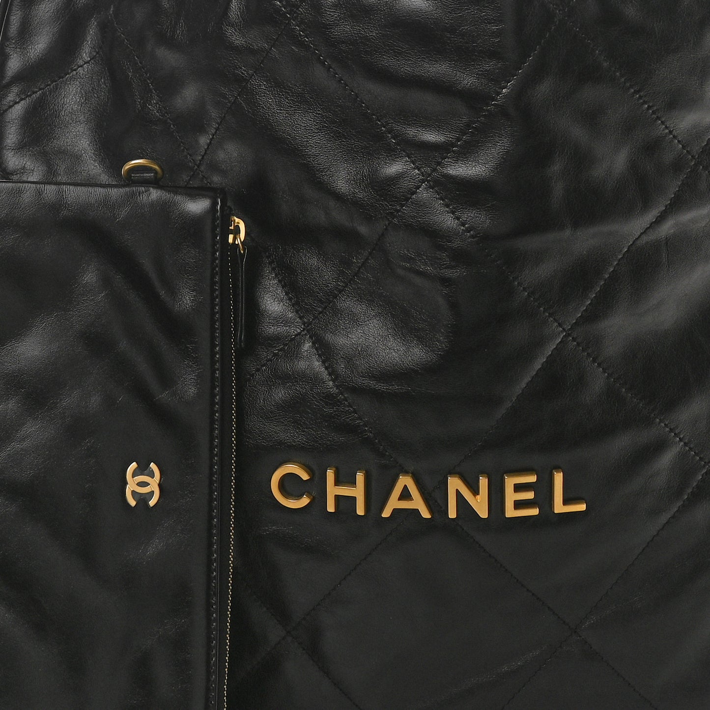 Shiny Calfskin Quilted Chanel 22 Black