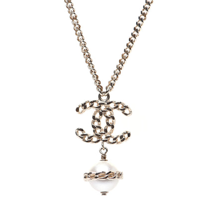 Chanel Chain CC Pearl Drop Necklace Gold 4 of 5