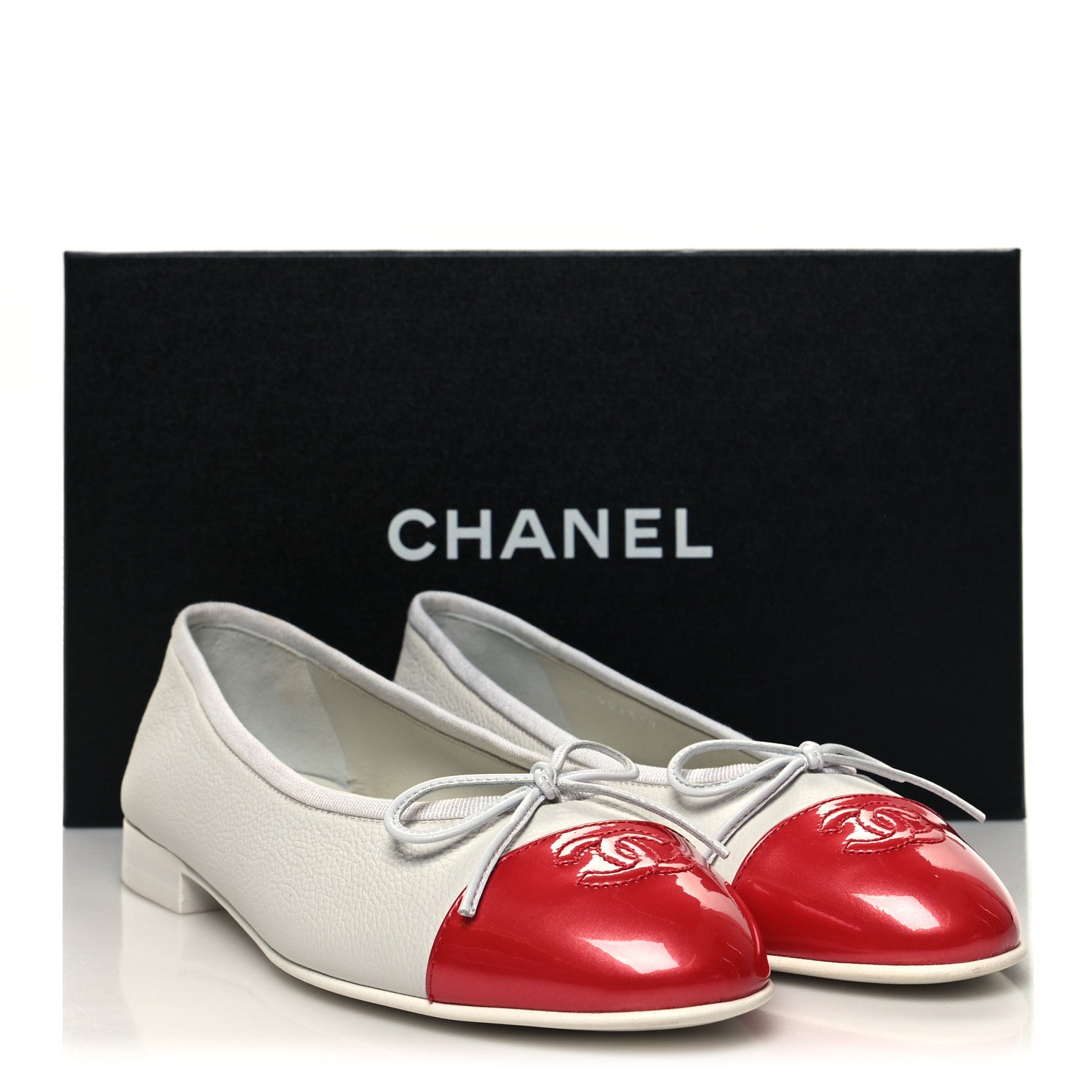 Chanel Patent Calfskin CC Cap Toe Ballerina Flats 36.5 White Red 9 of 9