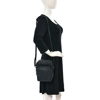 Louis Vuitton Damier Graphite Rem Bag 2 of 9