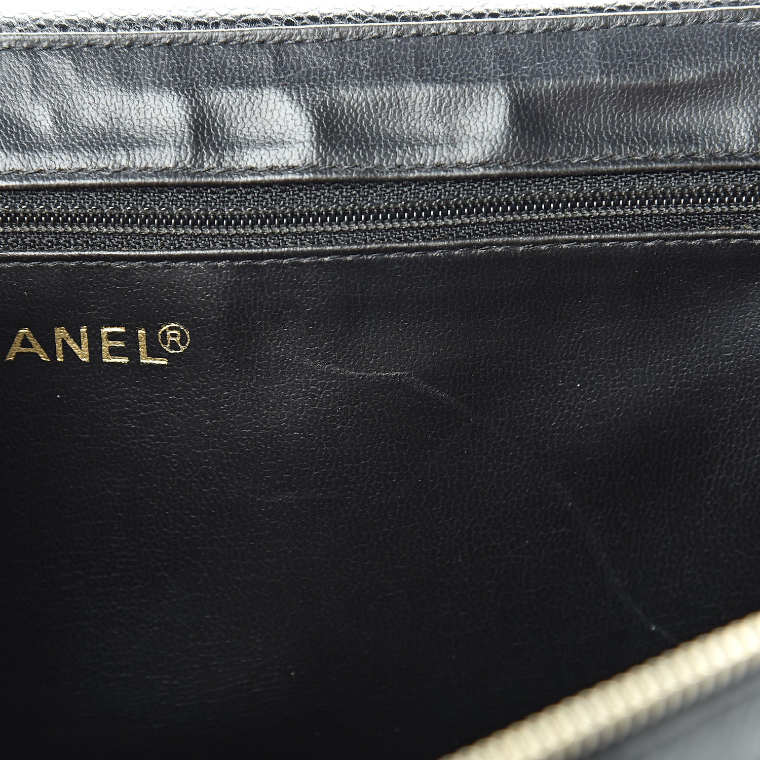 Chanel Caviar Quilted Vanity Train Case Shoulder Bag Black 15 of 22