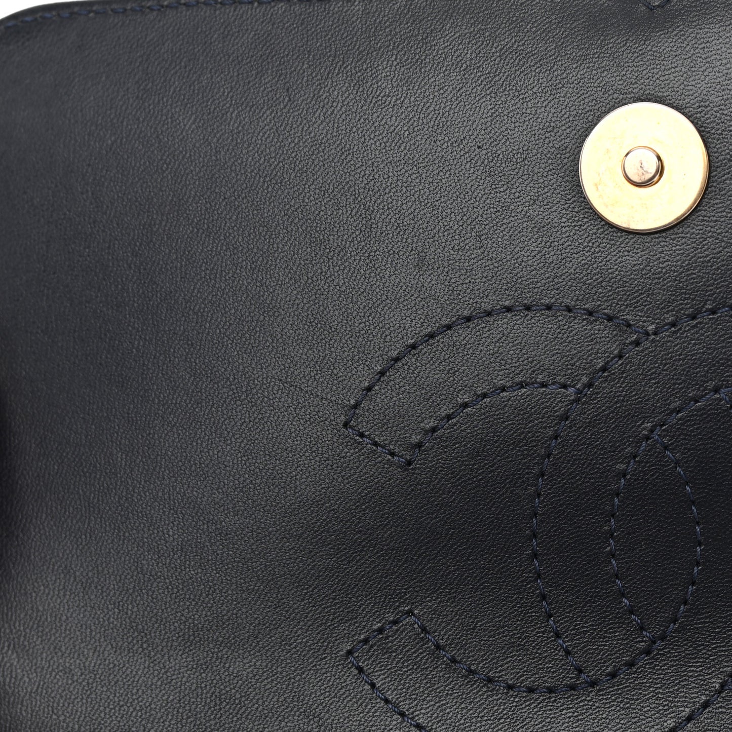 Caviar Quilted Small CC Filigree Flap Navy Black