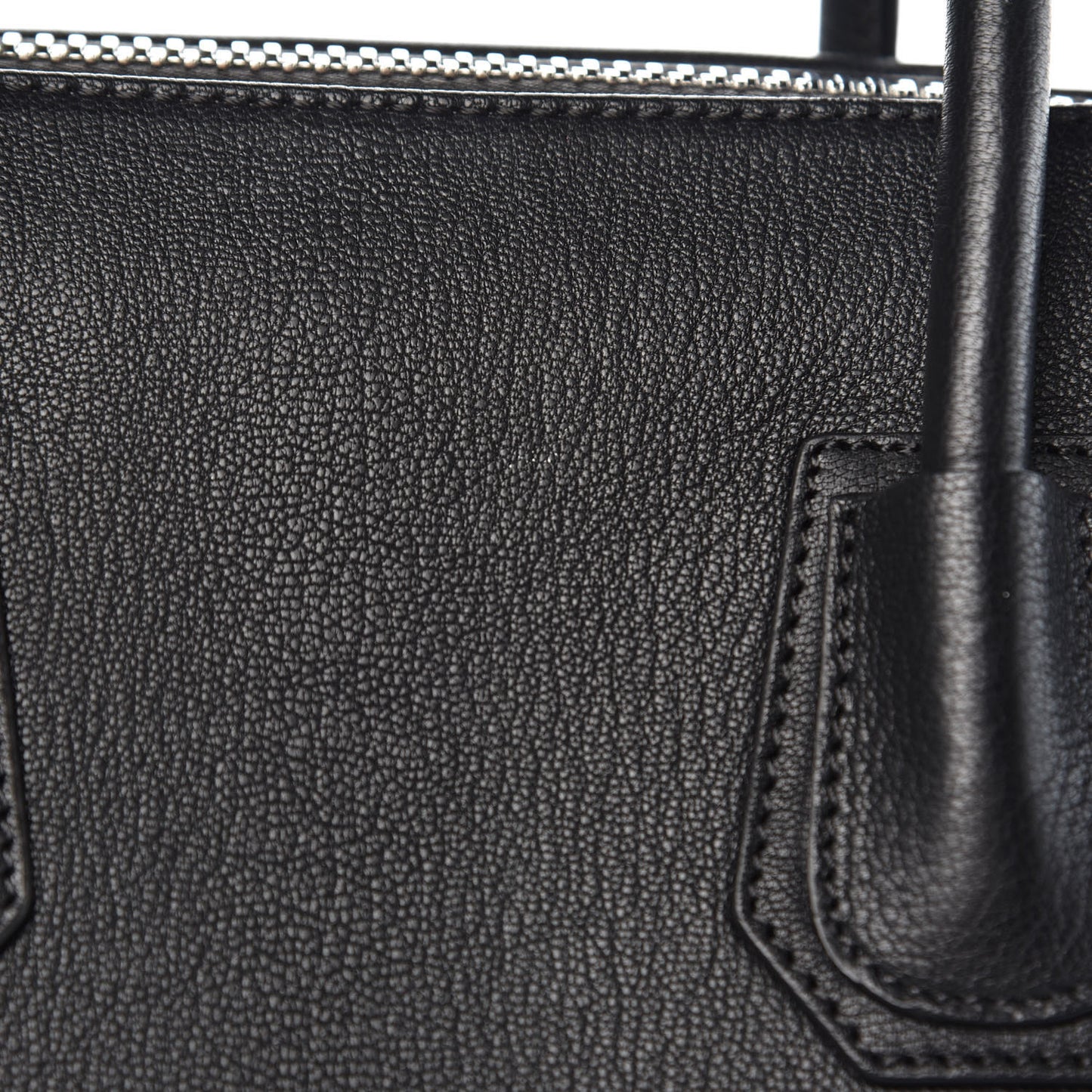 Sugar Goatskin Medium Antigona Black