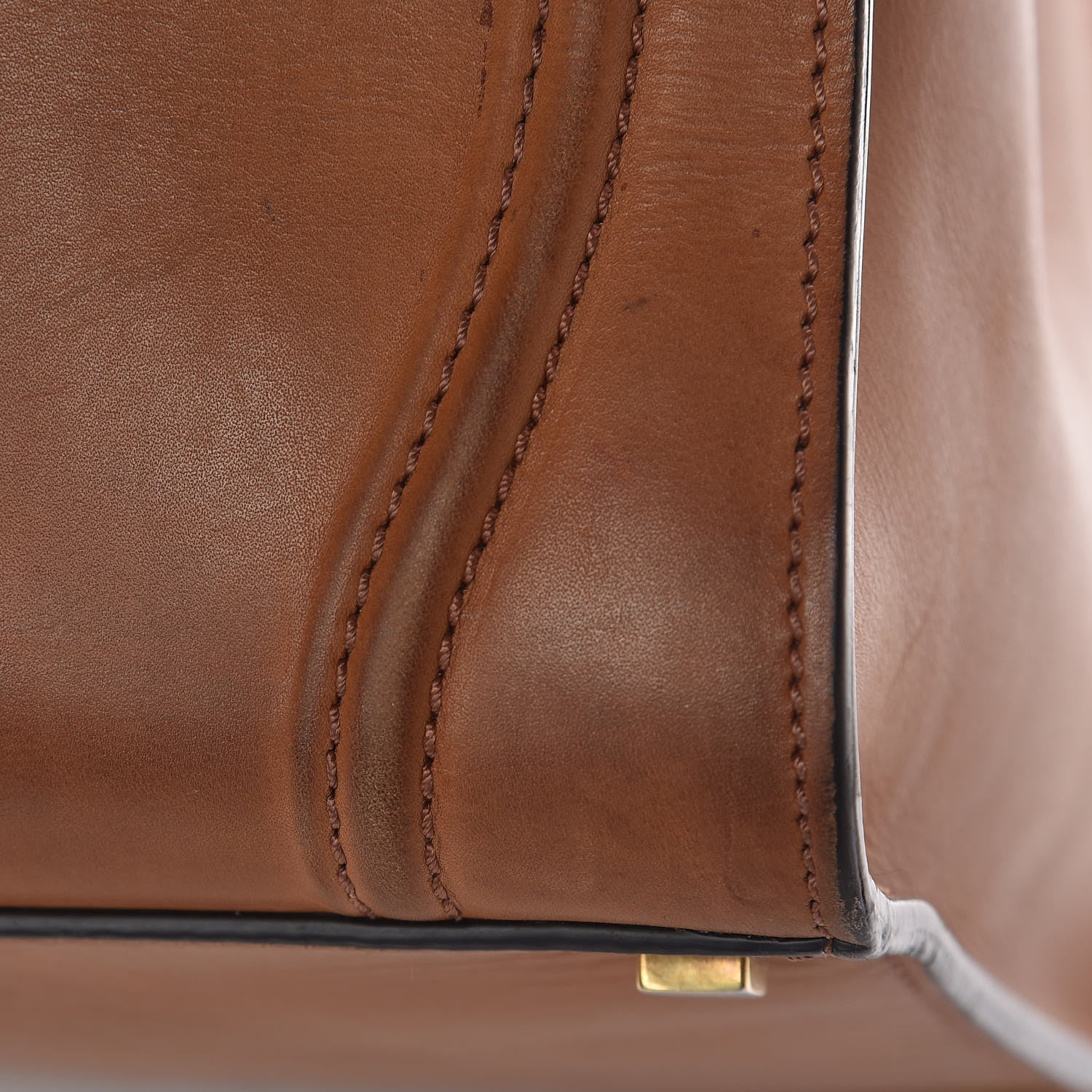 Celine Natural Calfskin Medium Phantom Luggage Tan 20 of 24