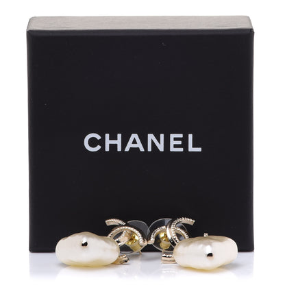 Chanel Pearl CC Heart Drop Earrings Gold 5 of 5