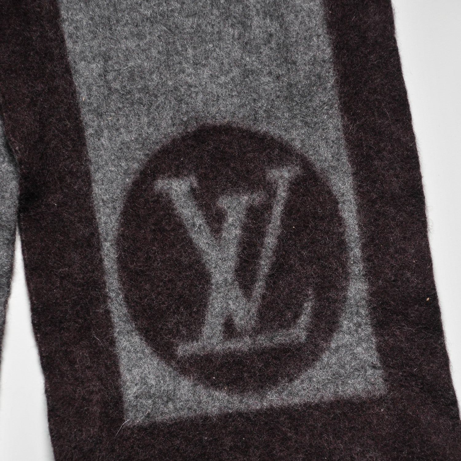 Louis Vuitton Lambswool Angora Cardiff Scarf 3 of 5