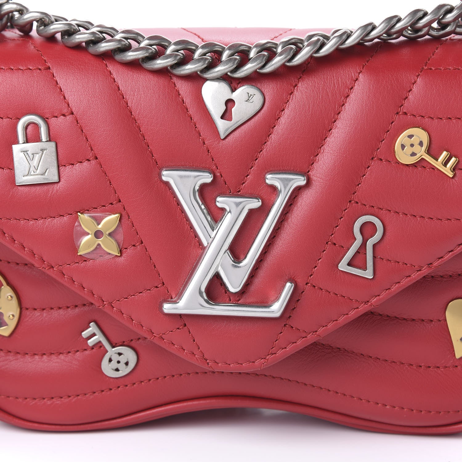 Louis Vuitton Calfskin Love Lock New Wave Chain PM Red 9 of 10