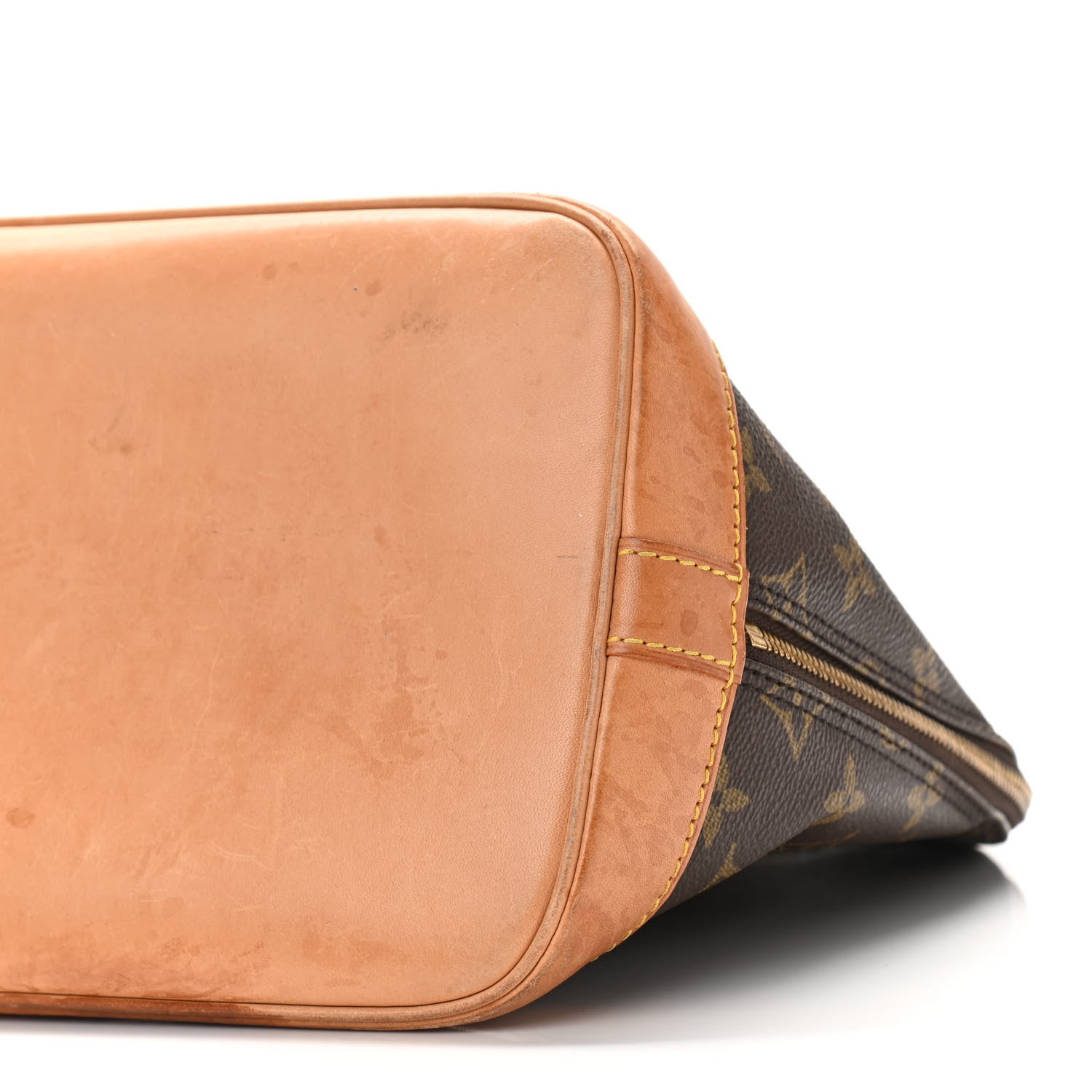 Louis Vuitton Monogram Alma PM 9 of 21