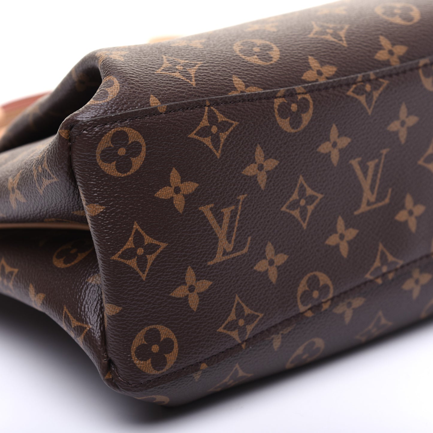 Monogram Rivoli MM