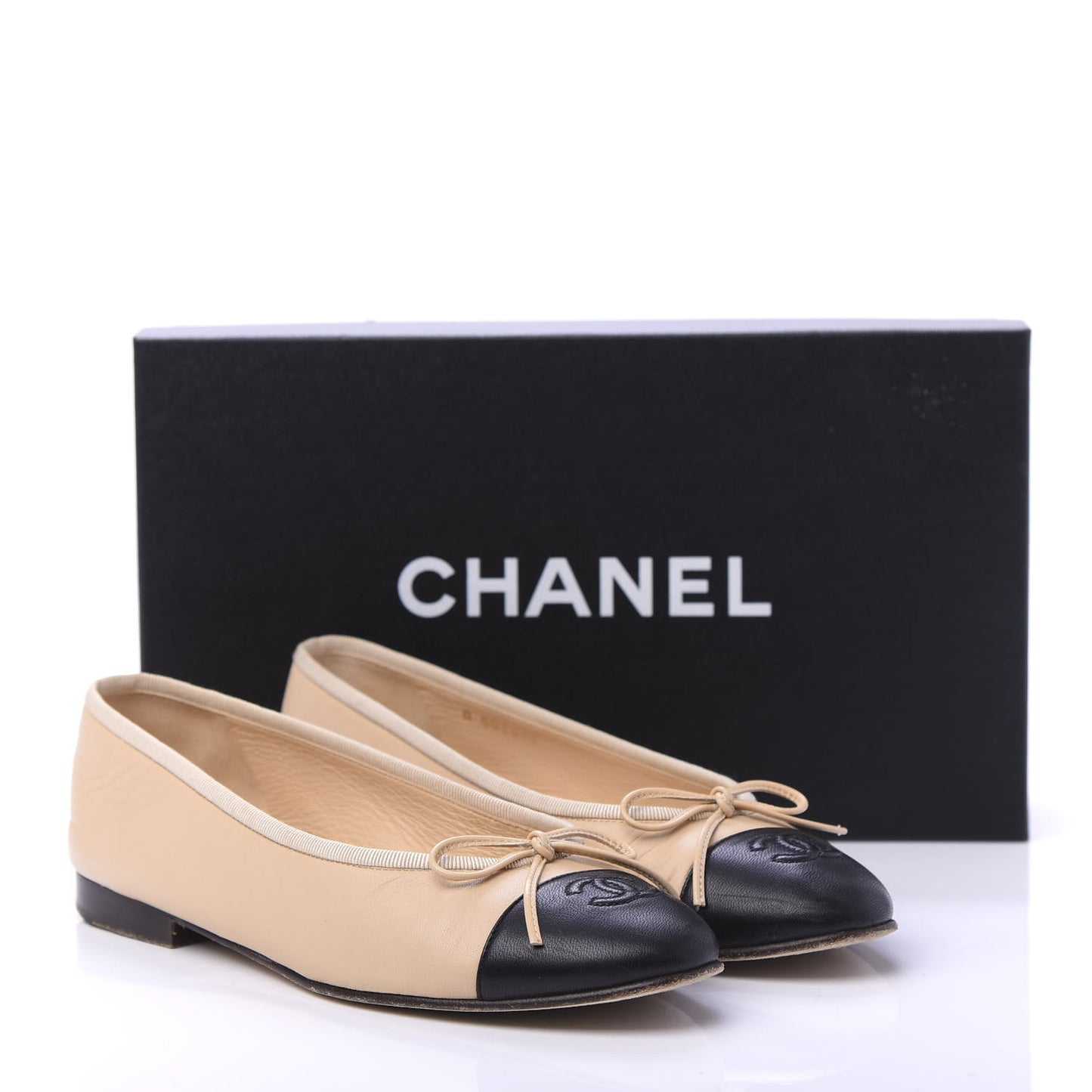 Lambskin Cap Toe CC Ballerina Flats 36.5 Beige Black