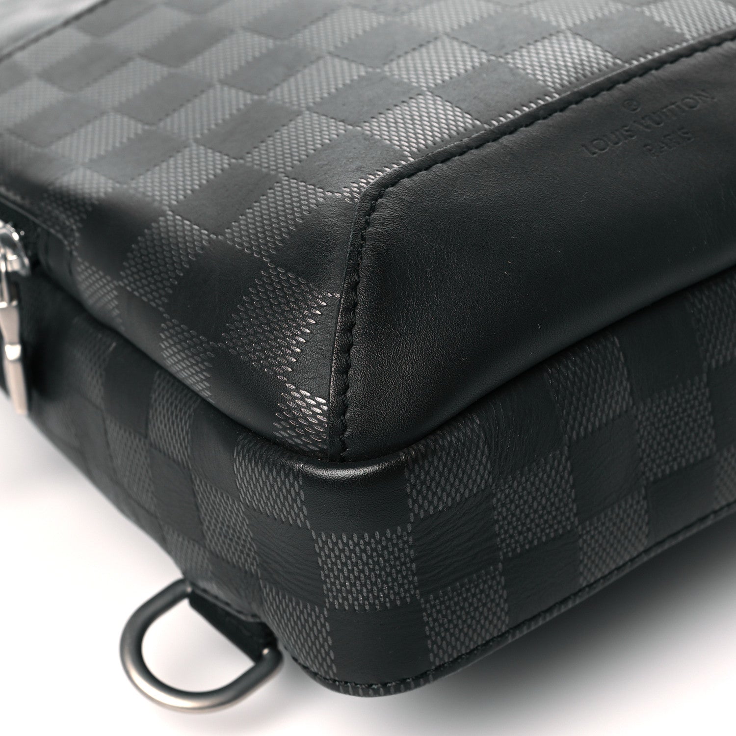Louis Vuitton Damier Infini Avenue Sling Bag Onyx Silver 8 of 9