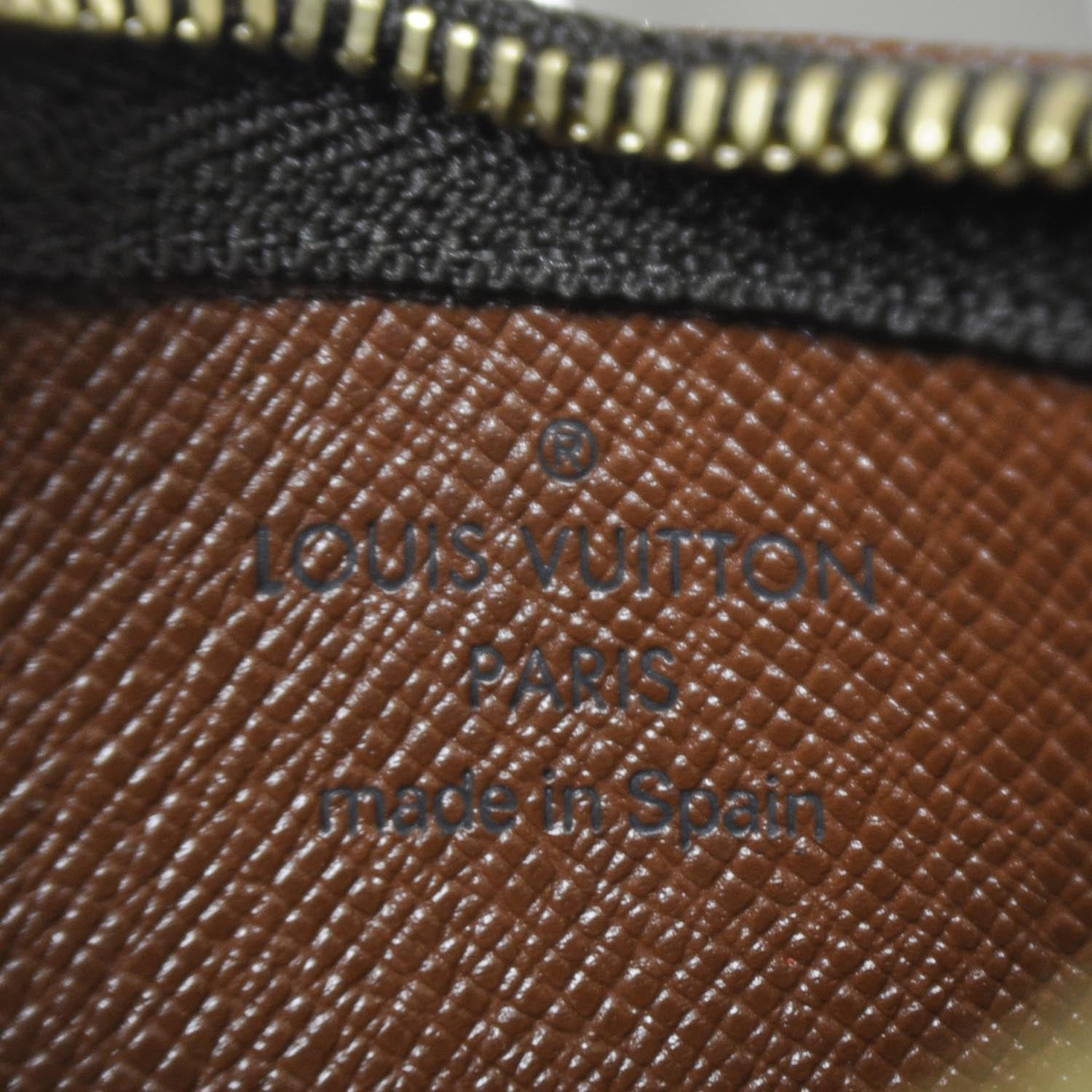 Louis Vuitton Monogram Key Pouch 7 of 8