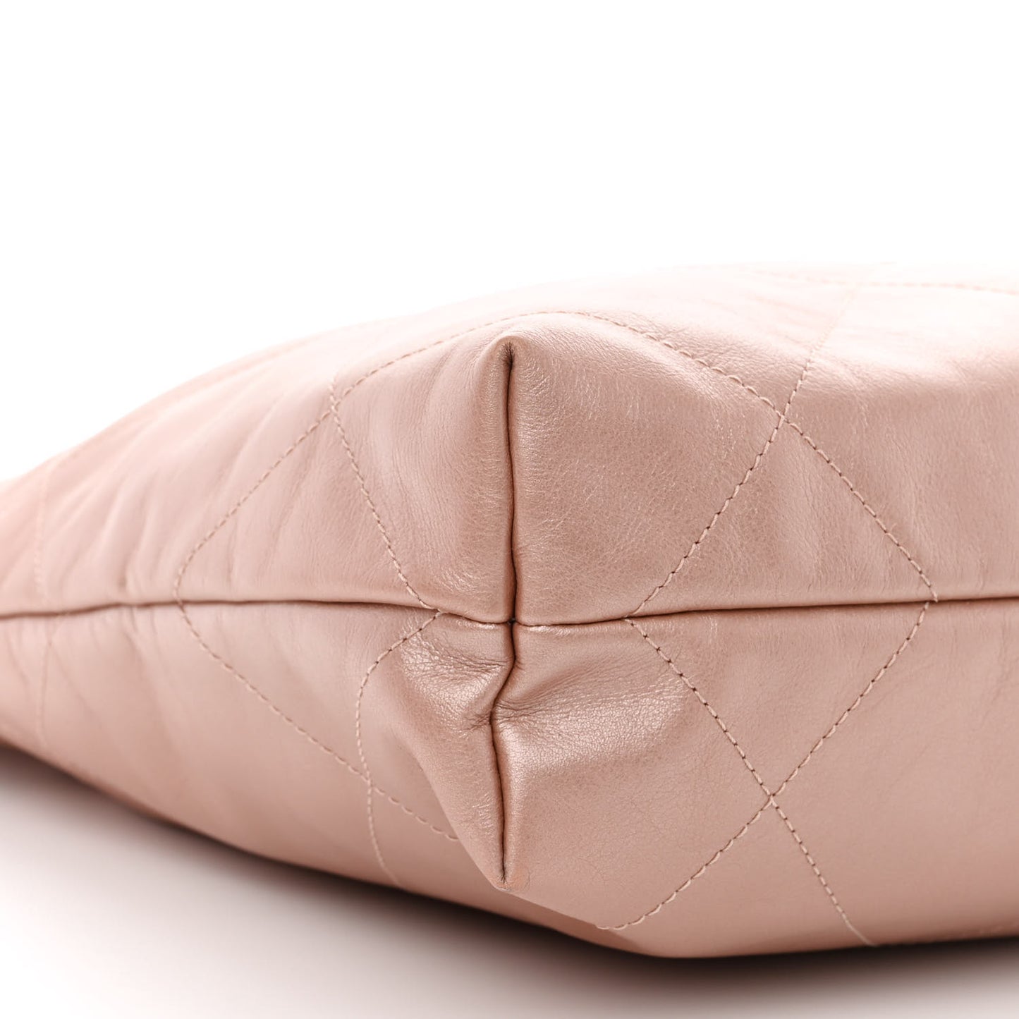 Metallic Calfskin Quilted Small Chanel 22 Pink