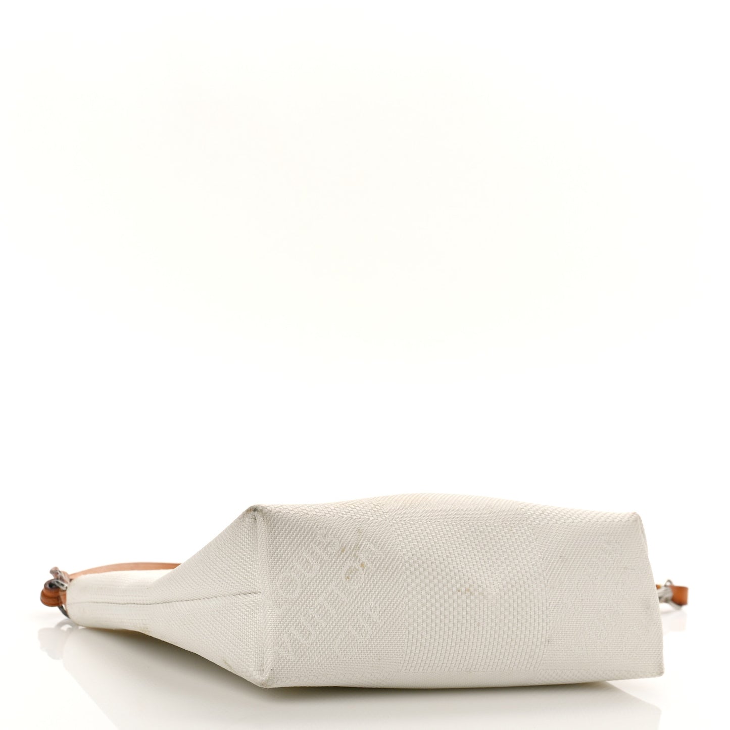 Damier Geant Americas Cup Pochette Accessories Volunteer Bag White
