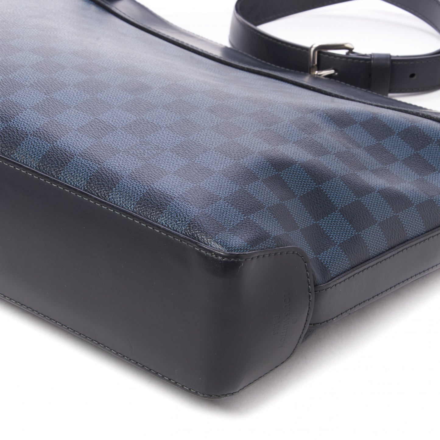 Damier Cobalt Greenwich Messenger