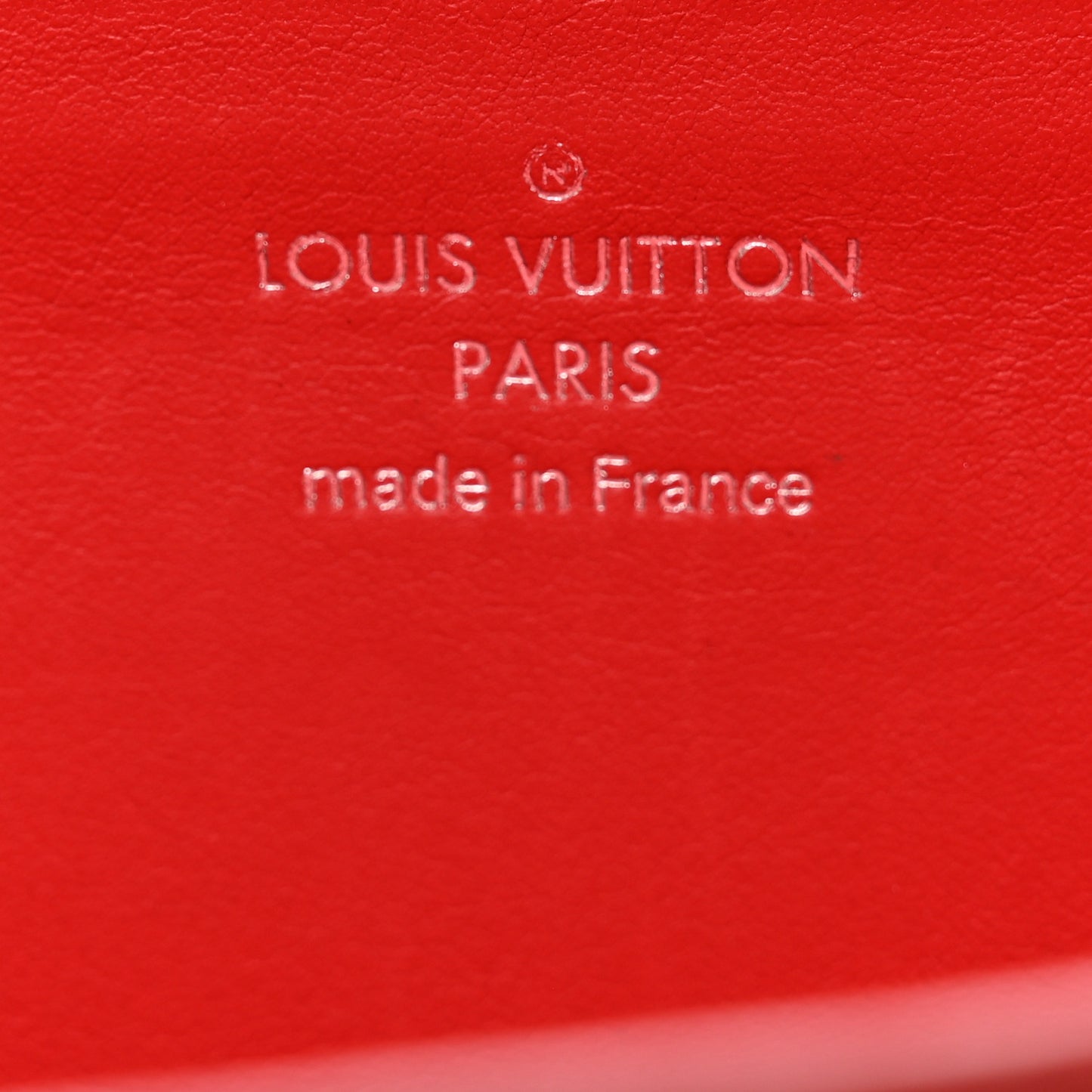 Taurillon Capucines Wallet Rubis