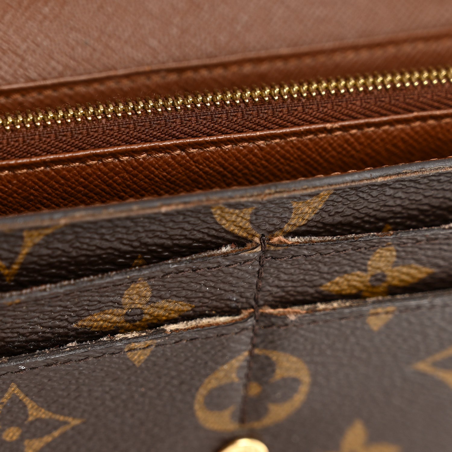 Louis Vuitton Monogram Sarah Wallet NM 7 of 10
