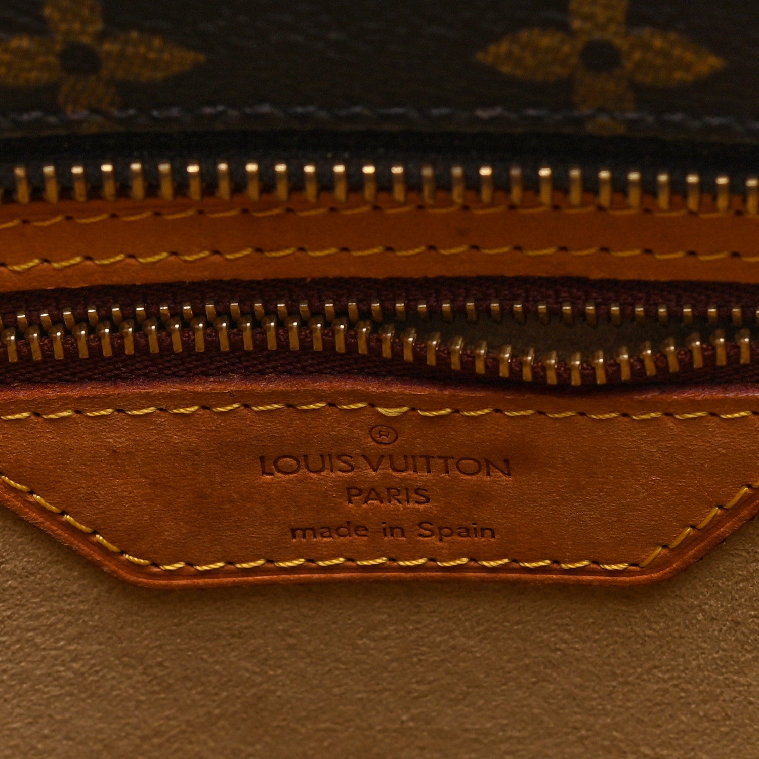 Louis Vuitton Monogram Luco 6 of 9