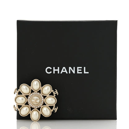 Chanel Pearl Crystal CC Brooch Pearly White Gold 4 of 4