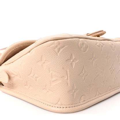 Louis Vuitton Empreinte Monogram Giant Diane Sand 7 of 9