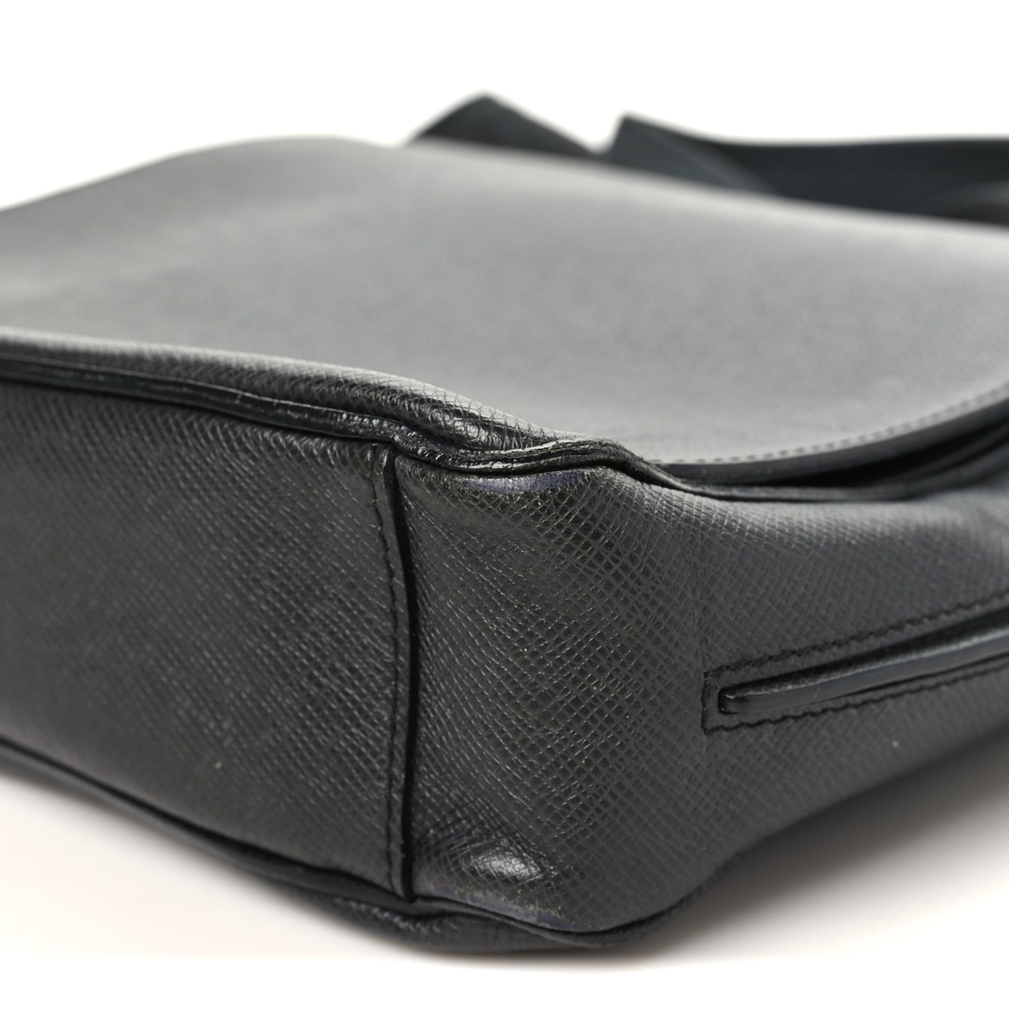 Taiga Roman PM Messenger Black