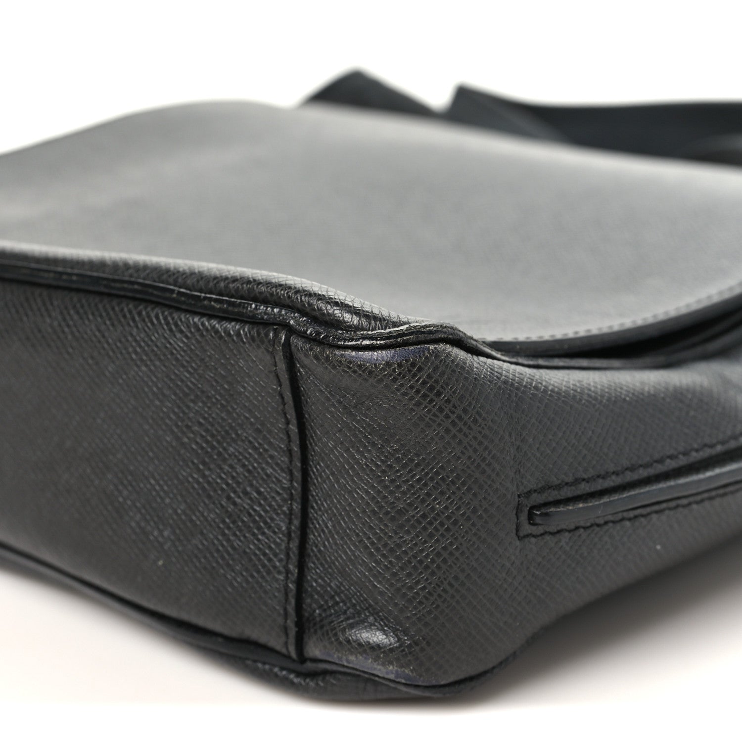 Louis Vuitton Taiga Roman PM Messenger Black 9 of 10