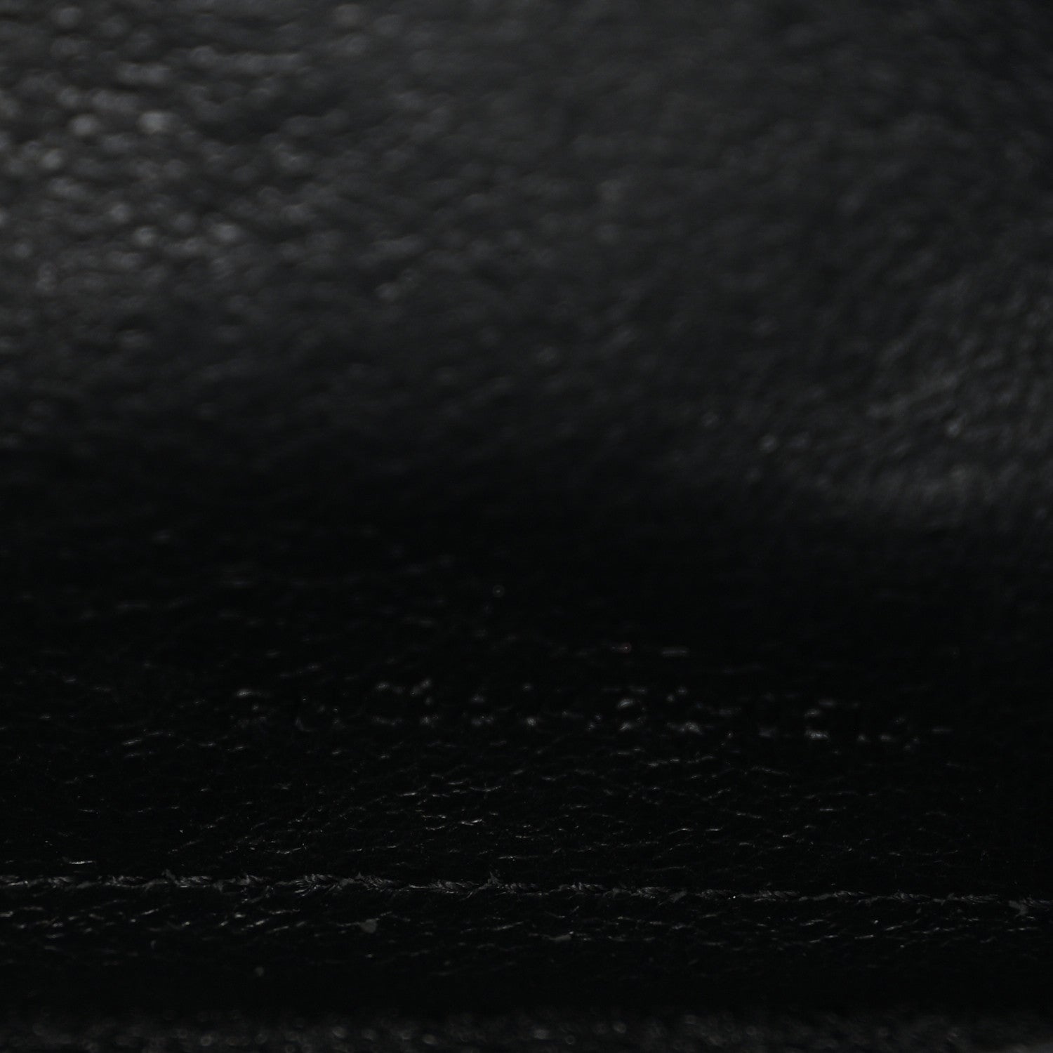 Saint Laurent Grain De Poudre Matelasse Chevron Monogram Chain Wallet Black 21 of 34