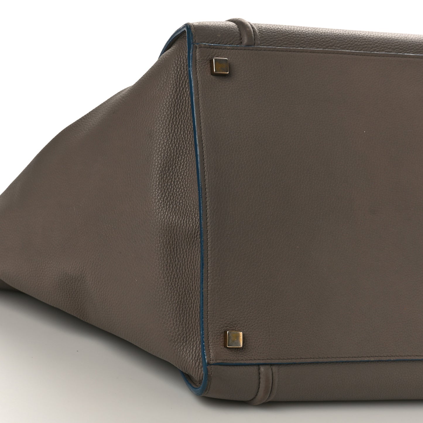 Baby Grained Calfskin Medium Phantom Luggage Taupe