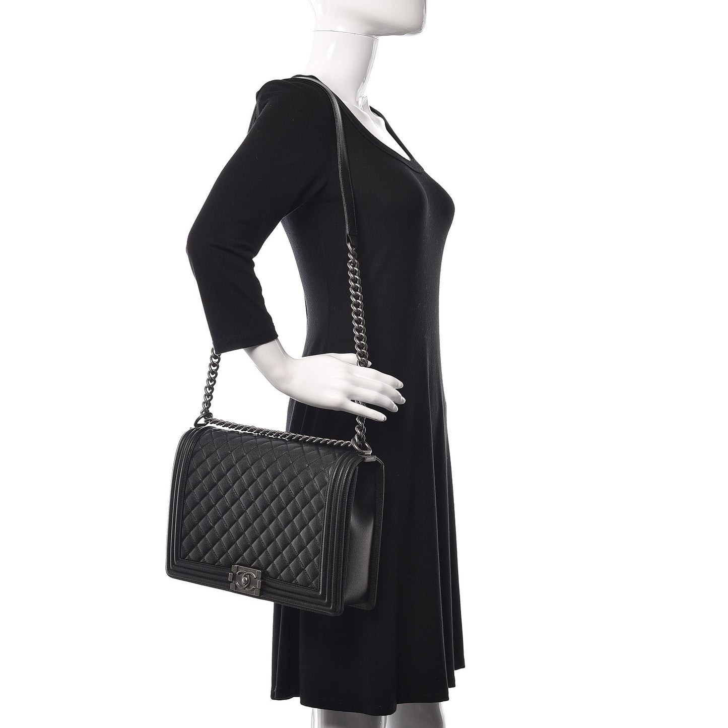 Caviar Quilted Large Boy Flap Black