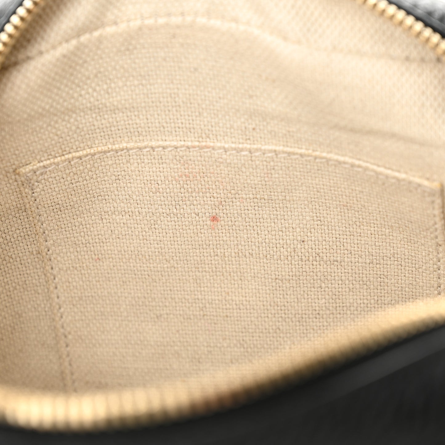 Pebbled Calfskin Small Soho Disco Bag Black