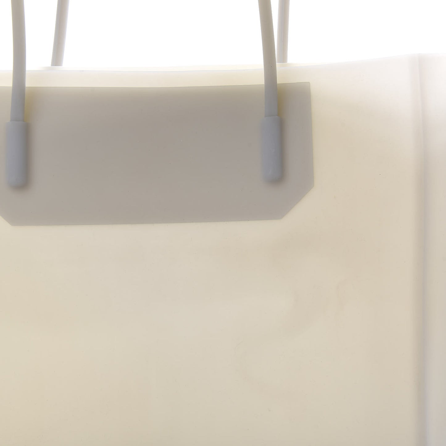 Molded Silicon Prisma Tote Icing