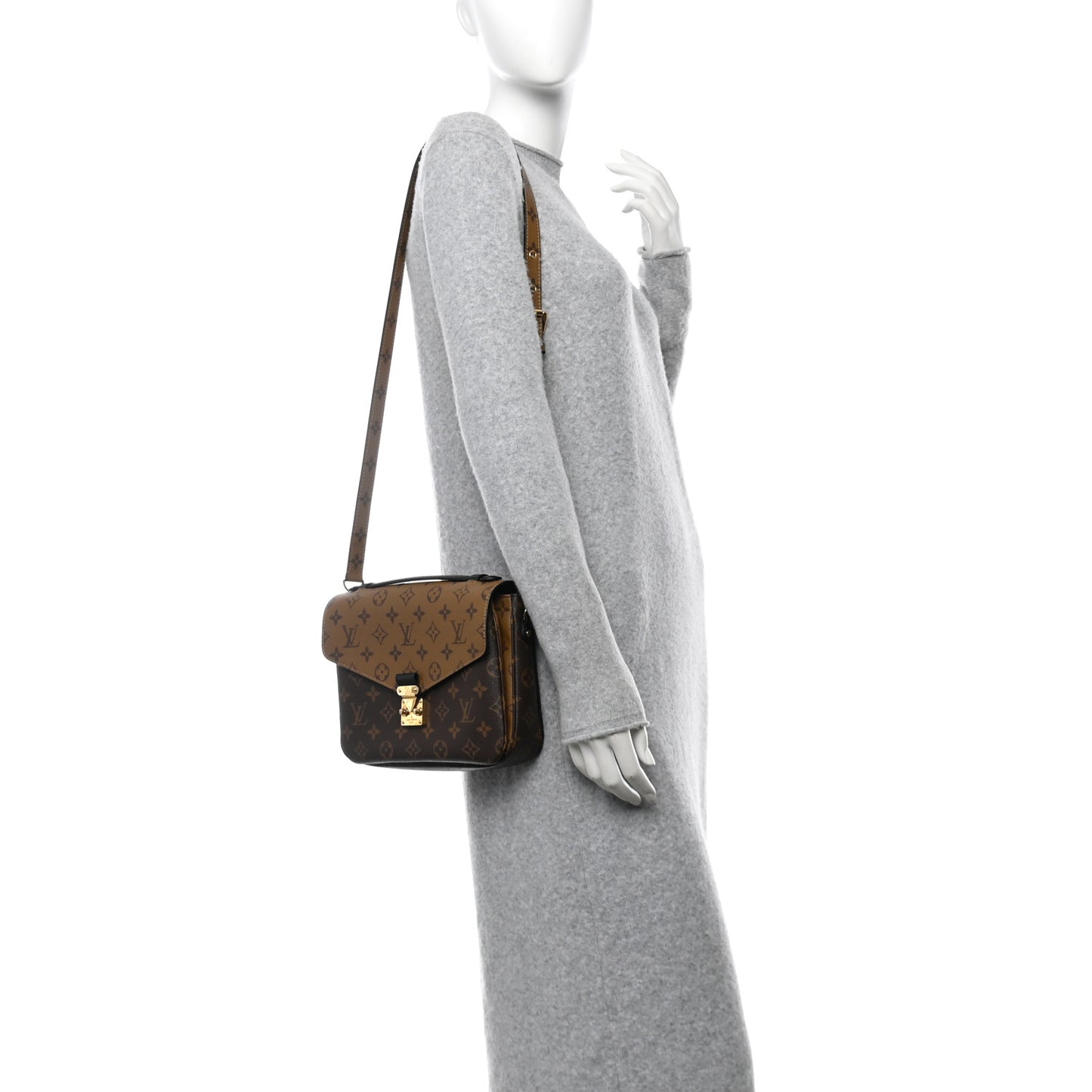 Reverse Monogram Pochette Metis