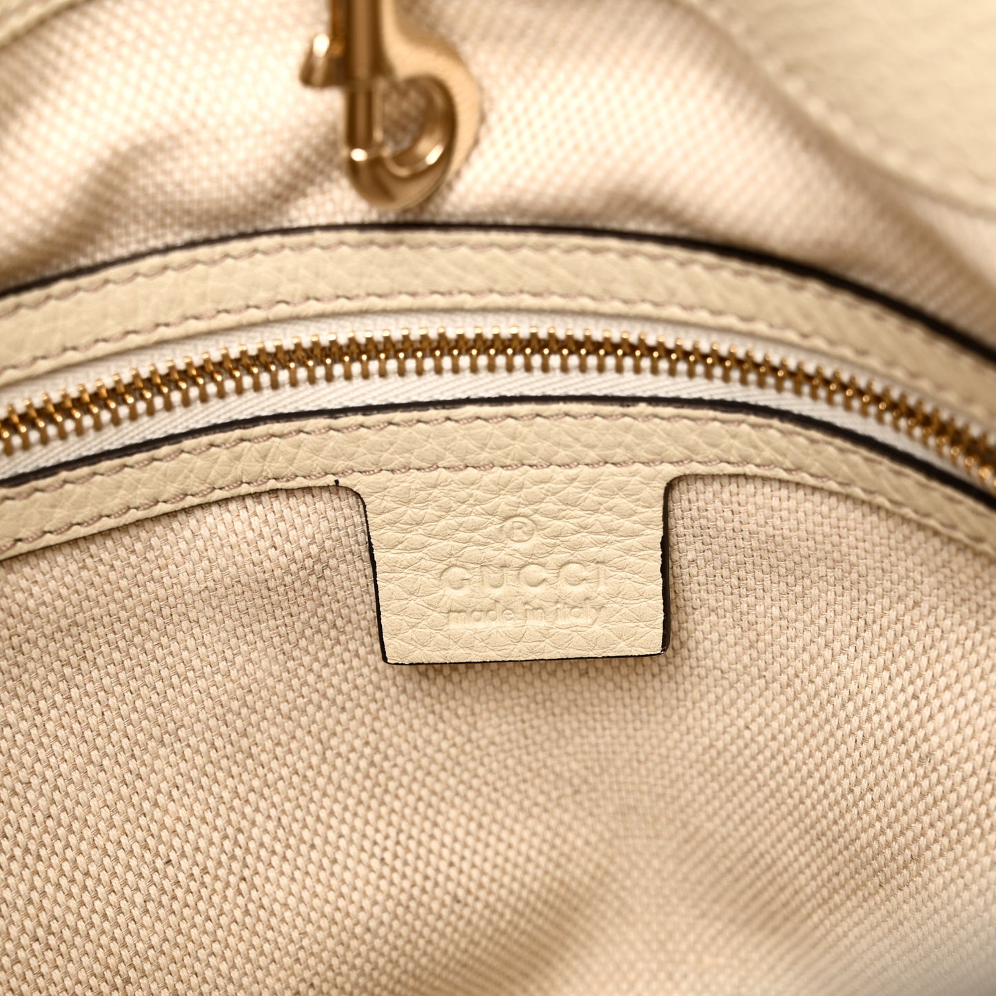 Pebbled Calfskin Medium Soho Chain Shoulder Bag  Off White