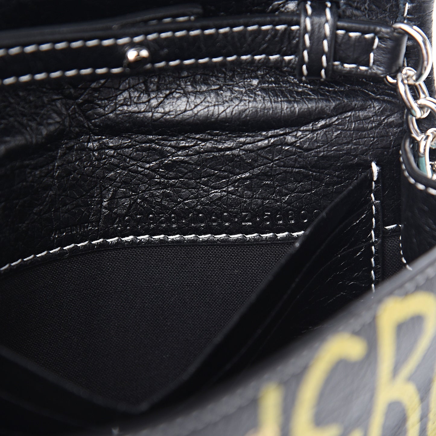 Agneau Arena Graffiti All Over Bazar Chain Shoulder Bag Black Multicolor