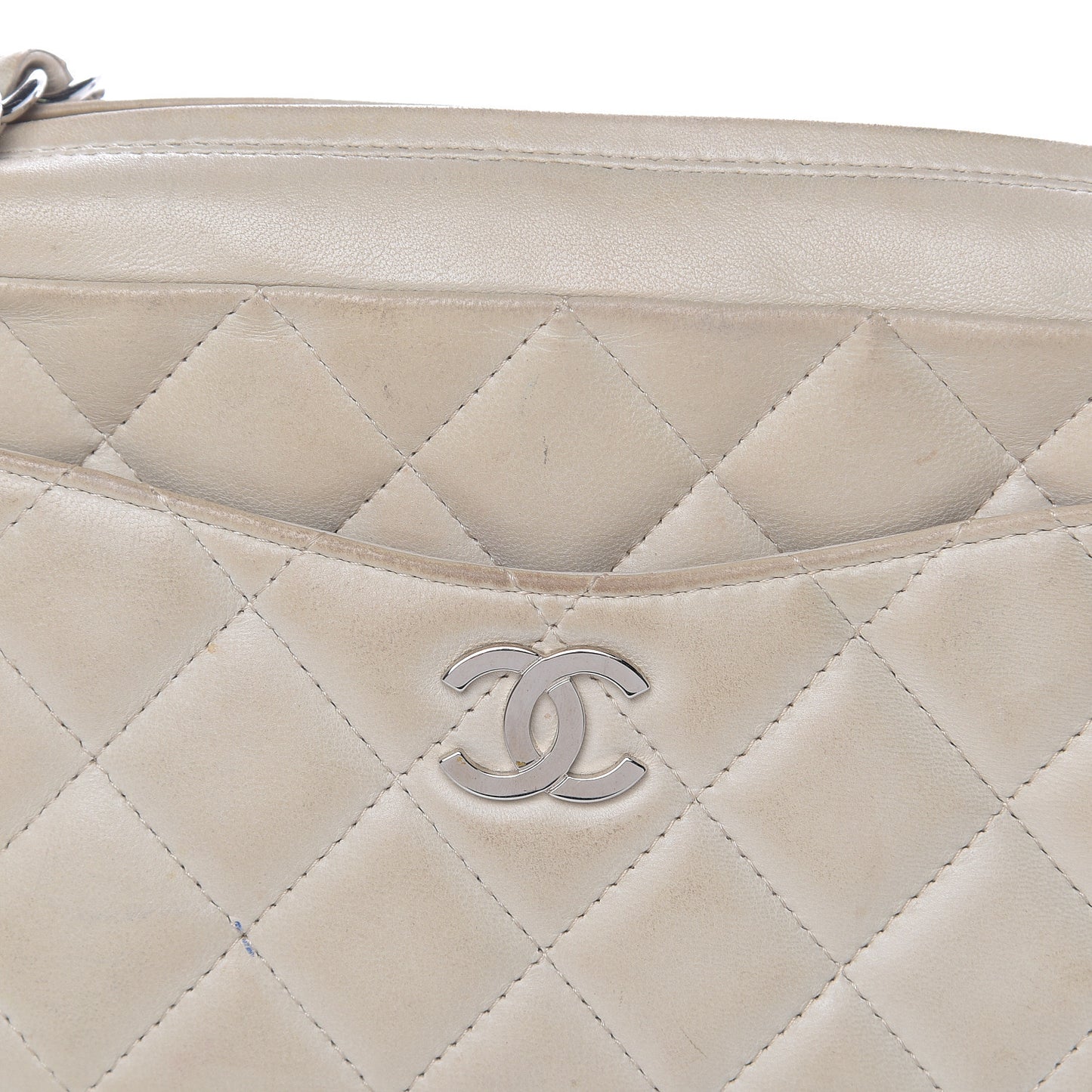 Lambskin Quilted Timeless Camera Case White