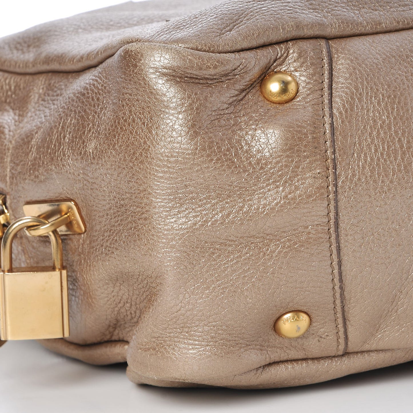 Metallic Vitello Daino Bauletto Gold