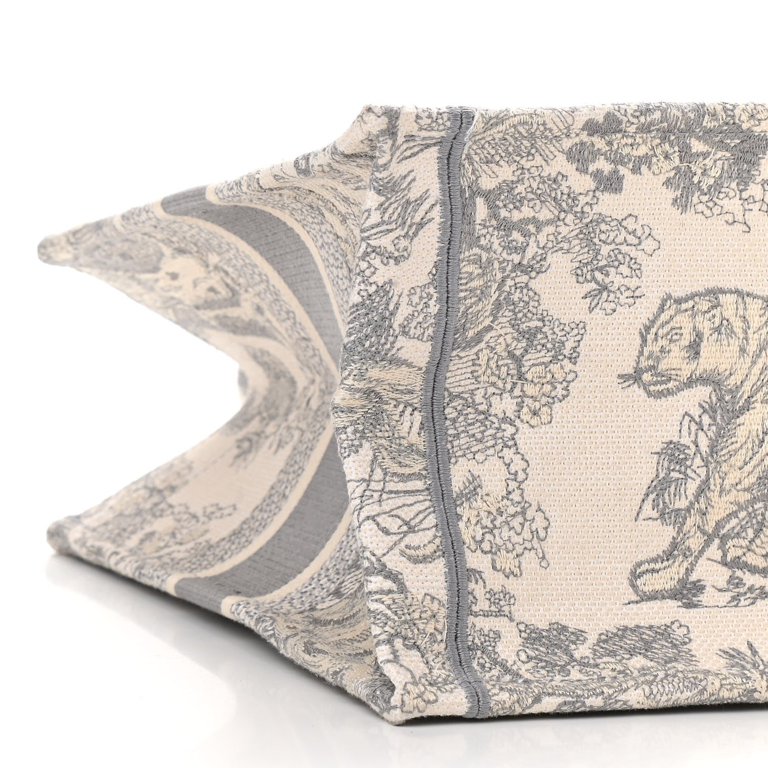 Christian Dior Canvas Embroidered Medium Dioriviera Toile De Jouy Book Tote Gray 9 of 11